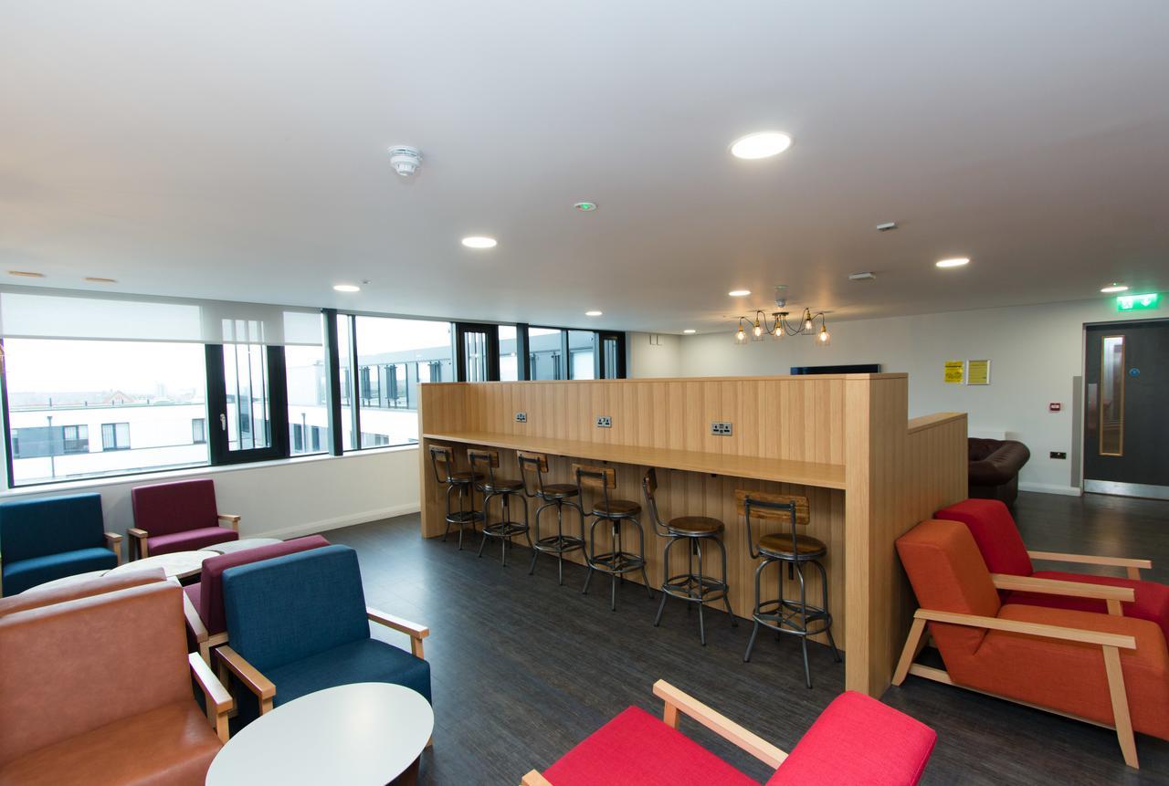 Destiny Student - Kavanagh Court Dublin Kültér fotó
