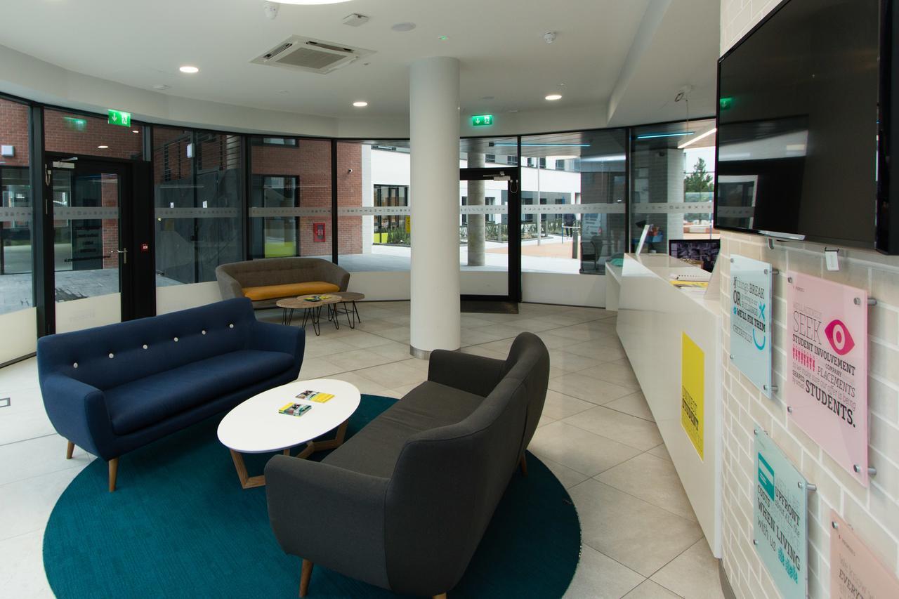 Destiny Student - Kavanagh Court Dublin Kültér fotó